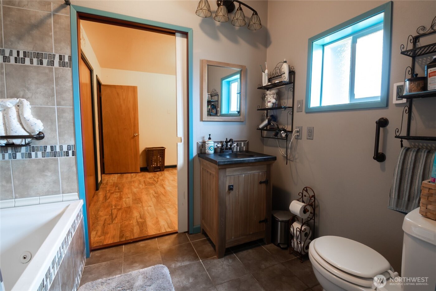 241 9th Street , Blaine, WA 98230