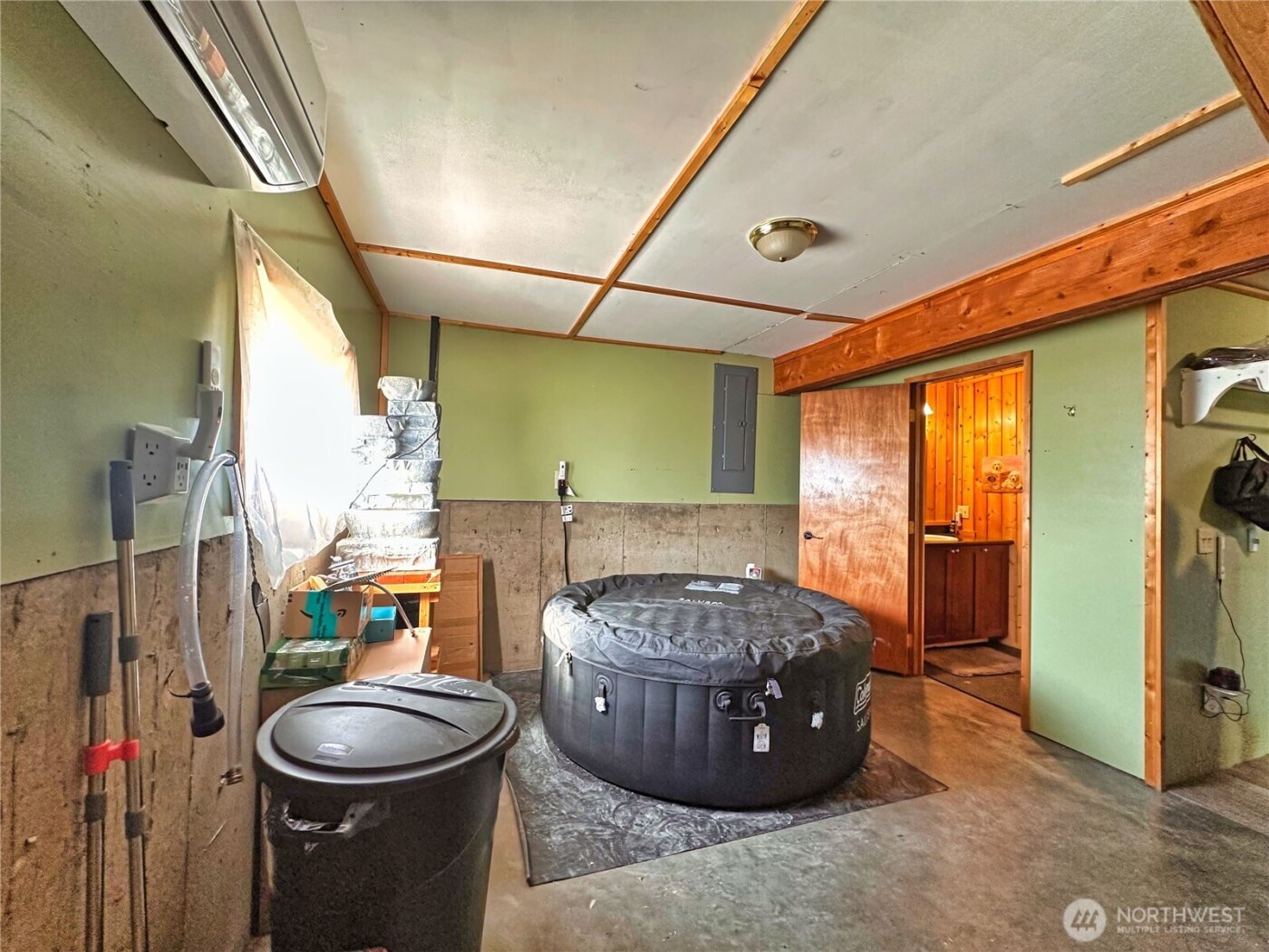 76 B Westlake Road , Oroville, WA 98844