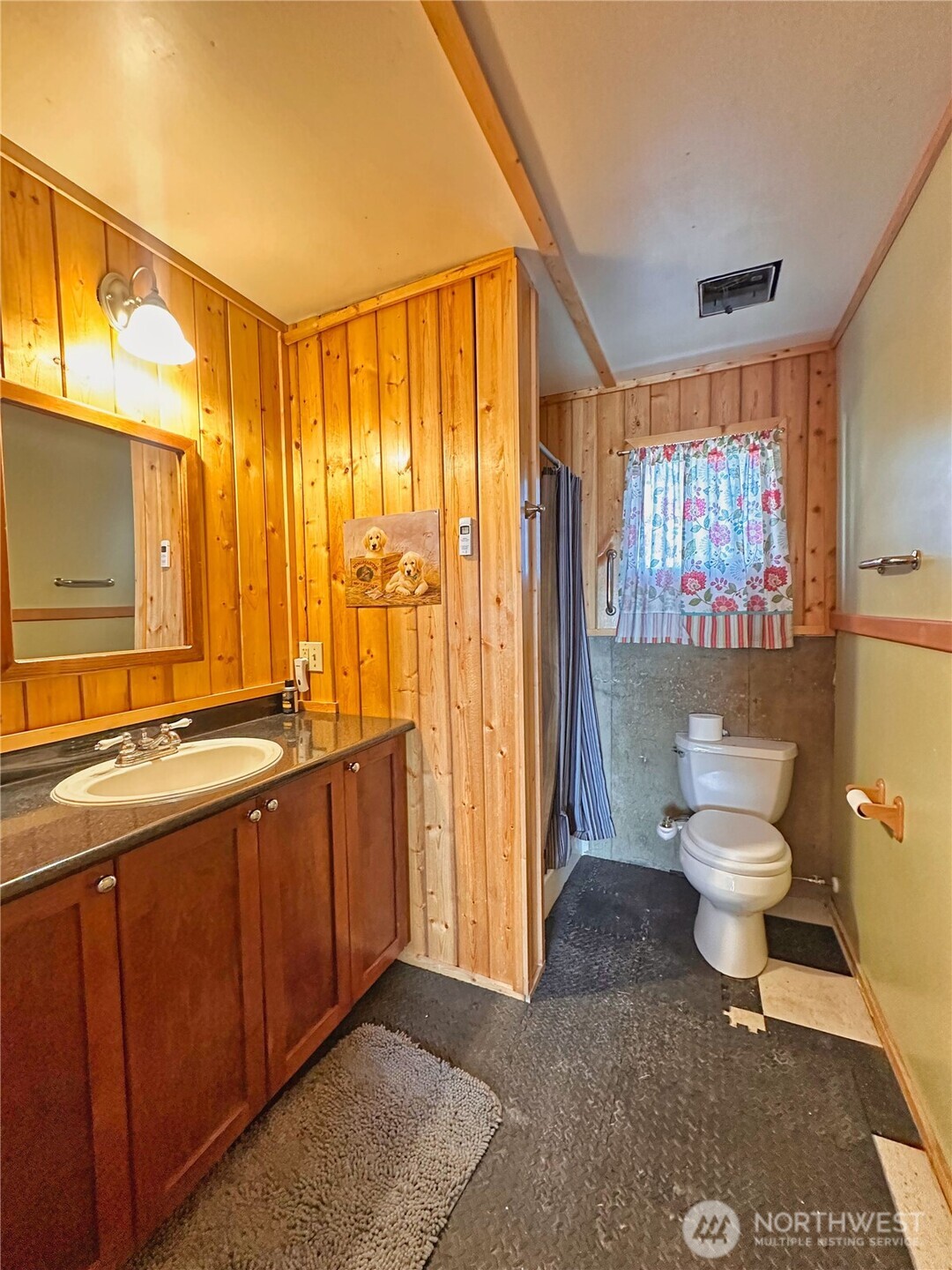 76 B Westlake Road , Oroville, WA 98844