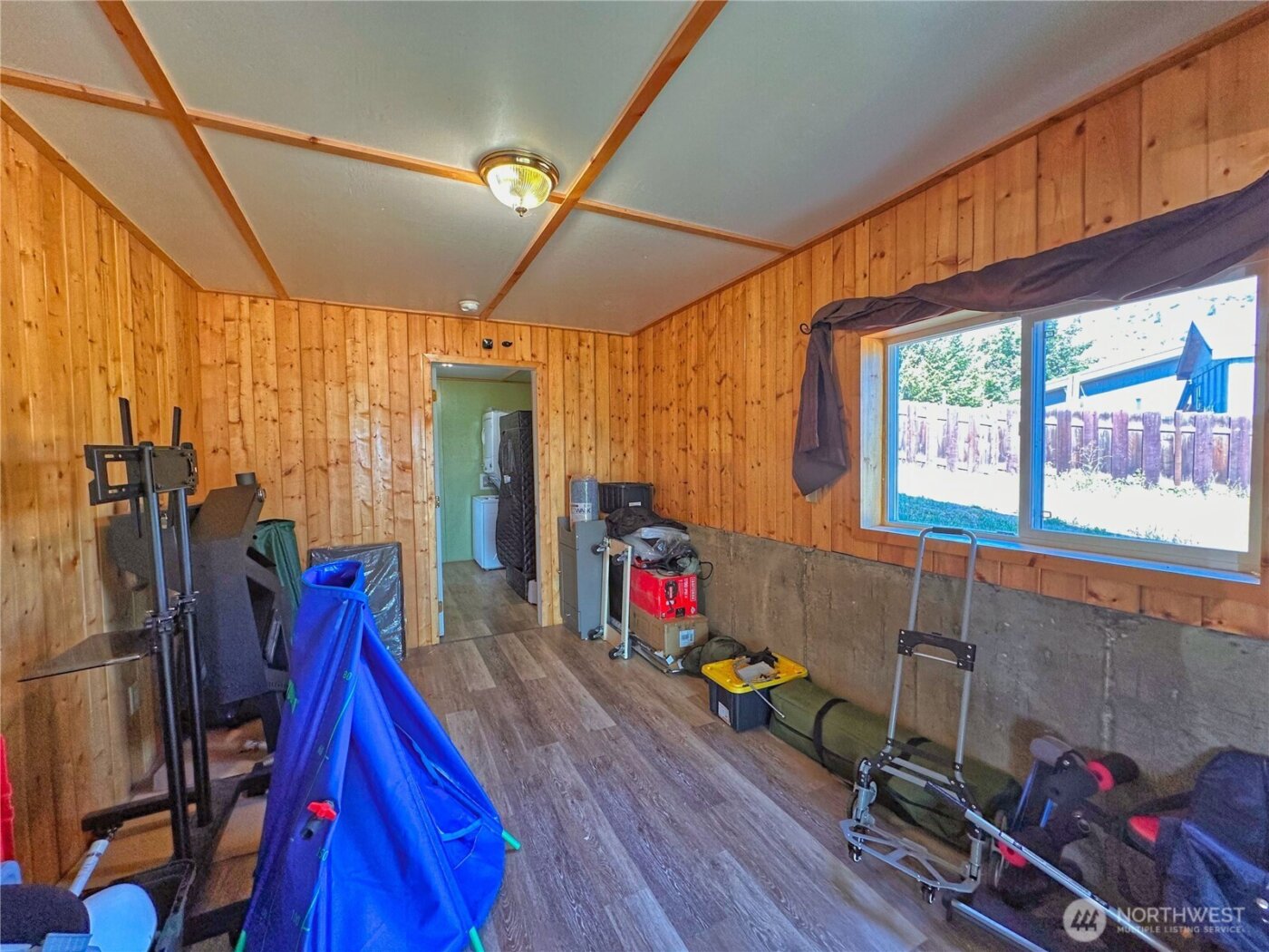 76 B Westlake Road , Oroville, WA 98844