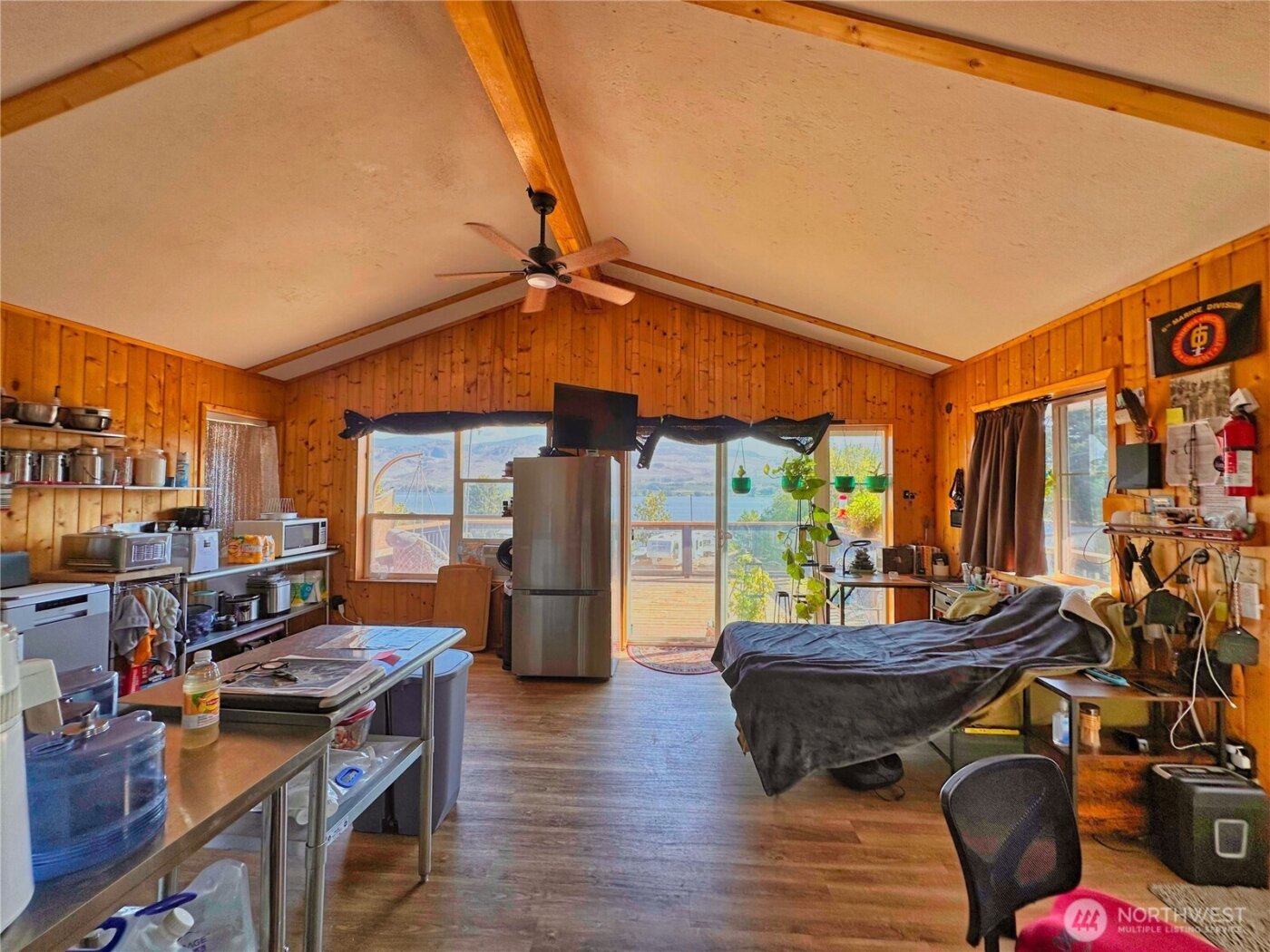 76 B Westlake Road , Oroville, WA 98844