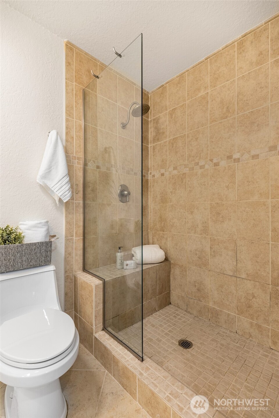 13626 NE 7th Street #F10, Bellevue, WA 98005-2457