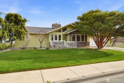 2623 S Kellog Street , Kennewick, WA 99338-1930