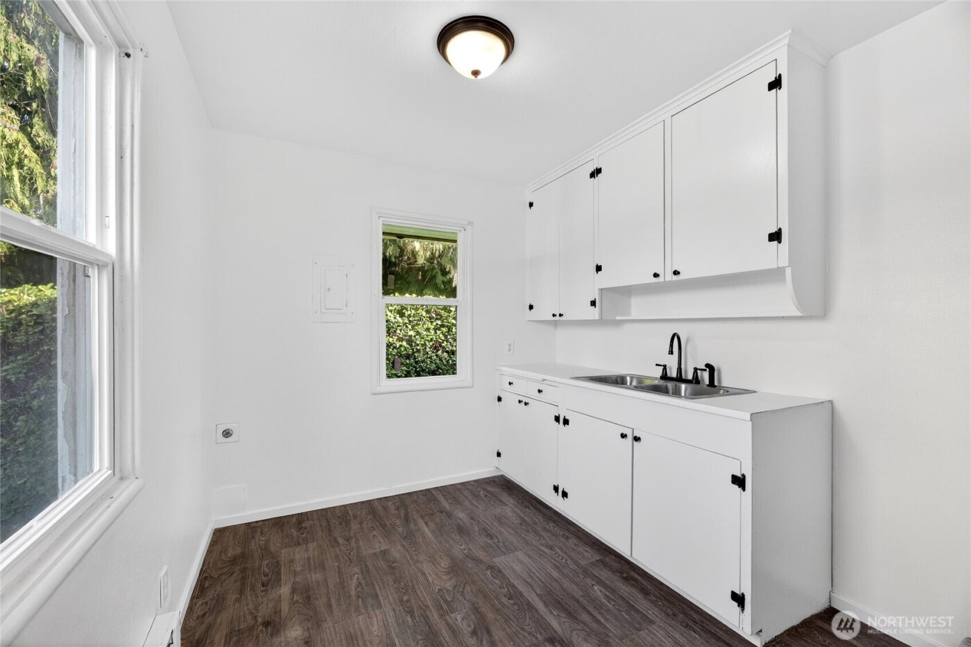 5222 -36 Delridge Way SW, Seattle, WA 98106