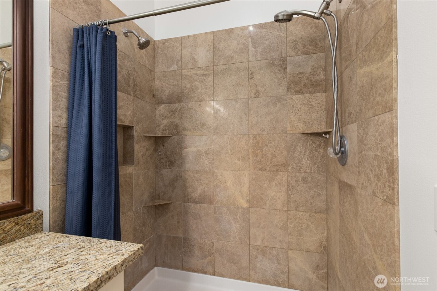 18656 NE 56th Court , Redmond, WA 98052