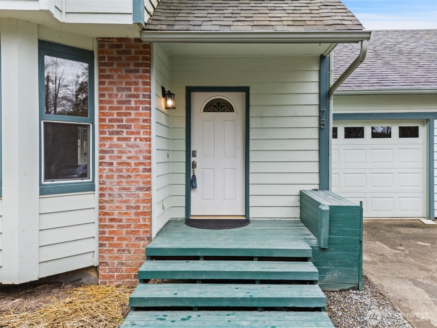 75 Mountain View Drive , Quilcene, WA 98376