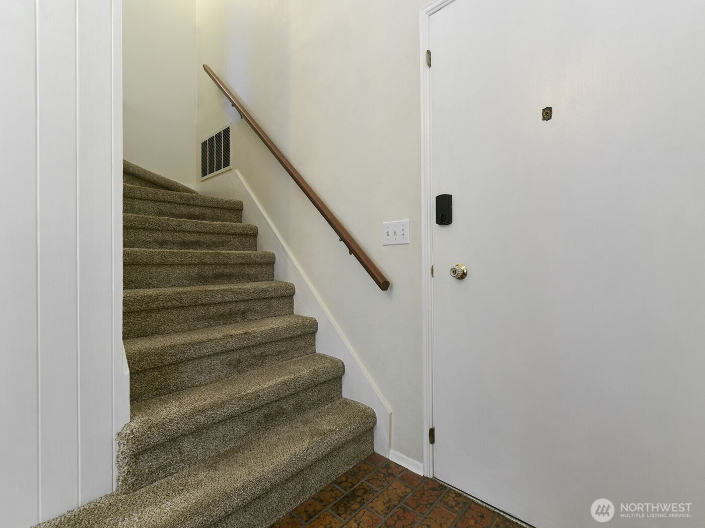 7713 Zircon Drive SW, Lakewood, WA 98498