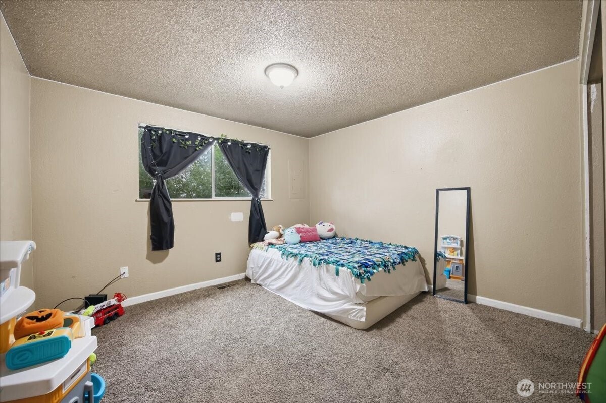 3506 W 1st Ave , Kennewick, WA 99336