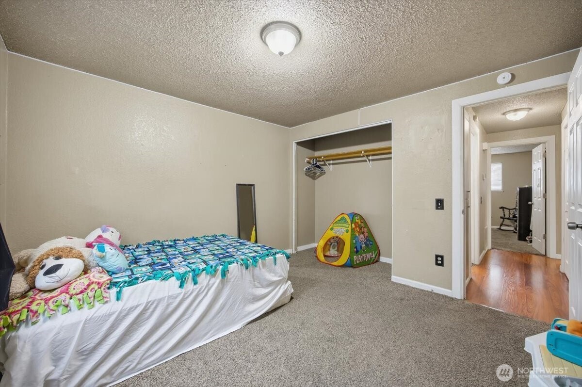 3506 W 1st Ave , Kennewick, WA 99336