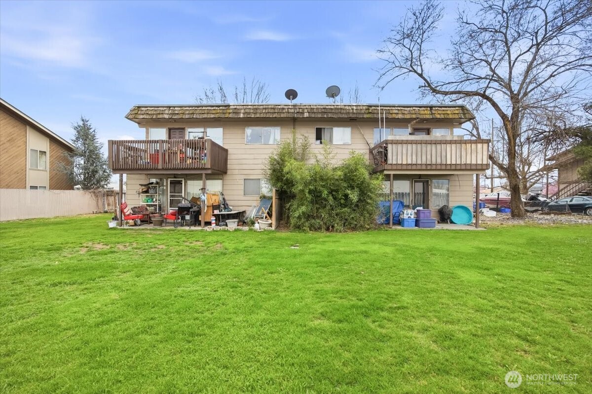 3506 W 1st Ave , Kennewick, WA 99336