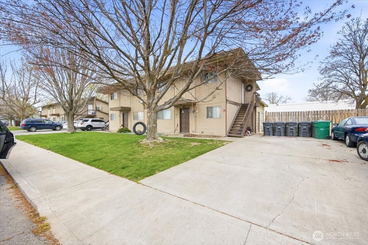 3506 W 1st Ave , Kennewick, WA 99336