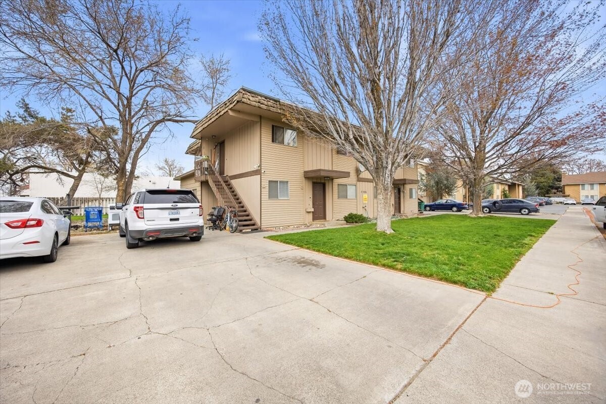3506 W 1st Ave , Kennewick, WA 99336