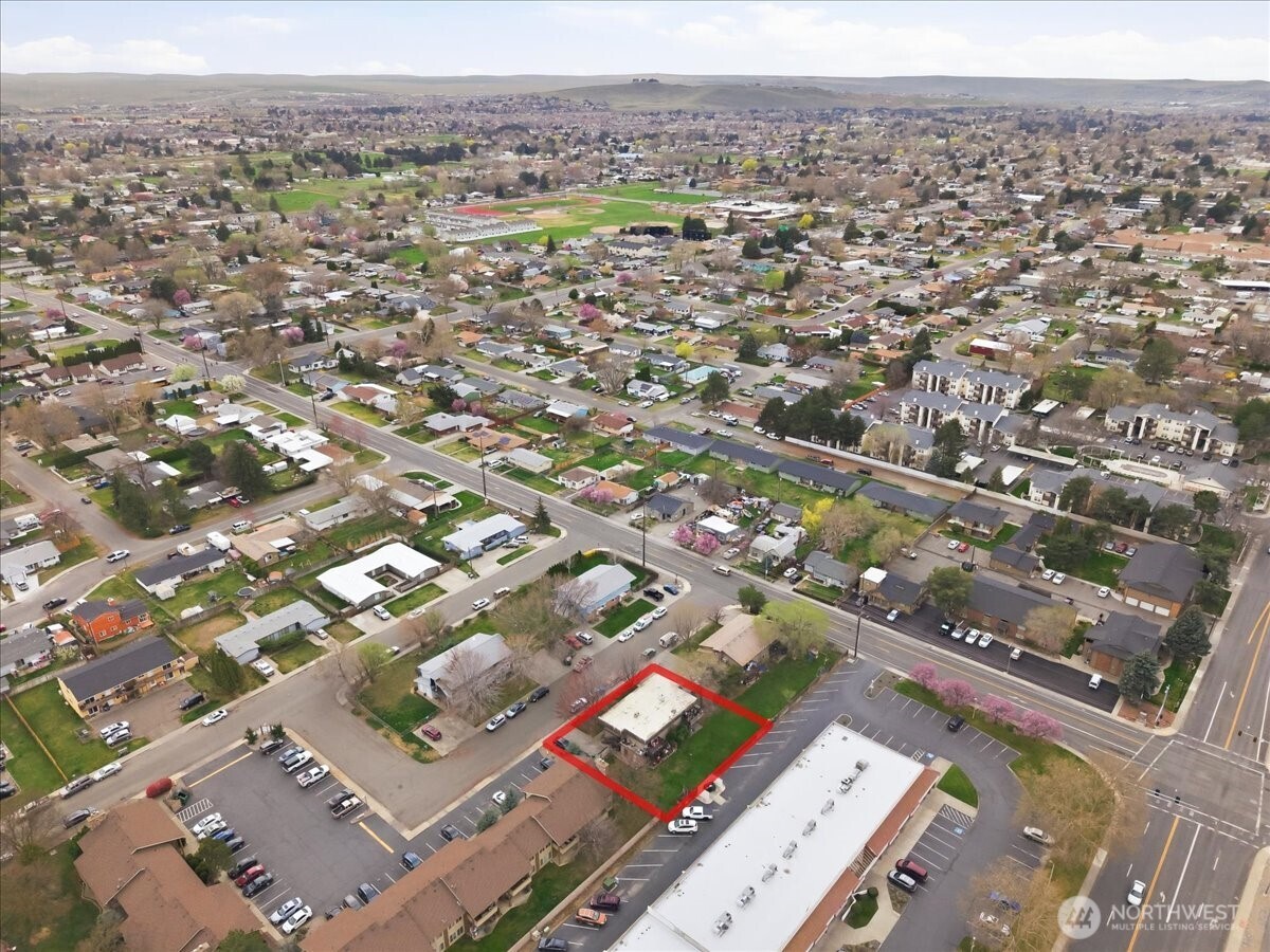 3506 W 1st Ave , Kennewick, WA 99336