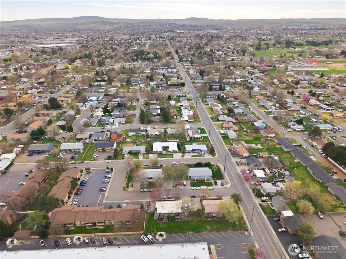 3506 W 1st Ave , Kennewick, WA 99336