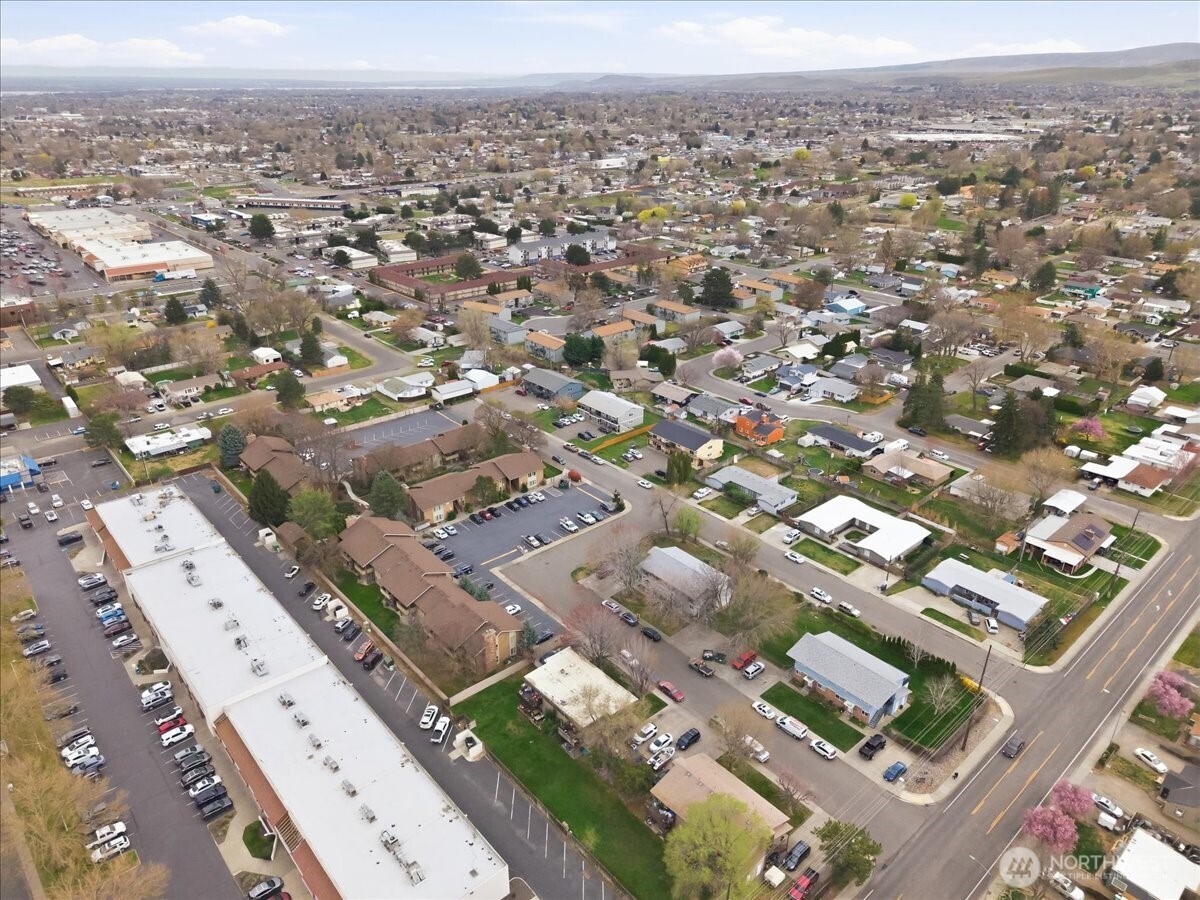 3506 W 1st Ave , Kennewick, WA 99336