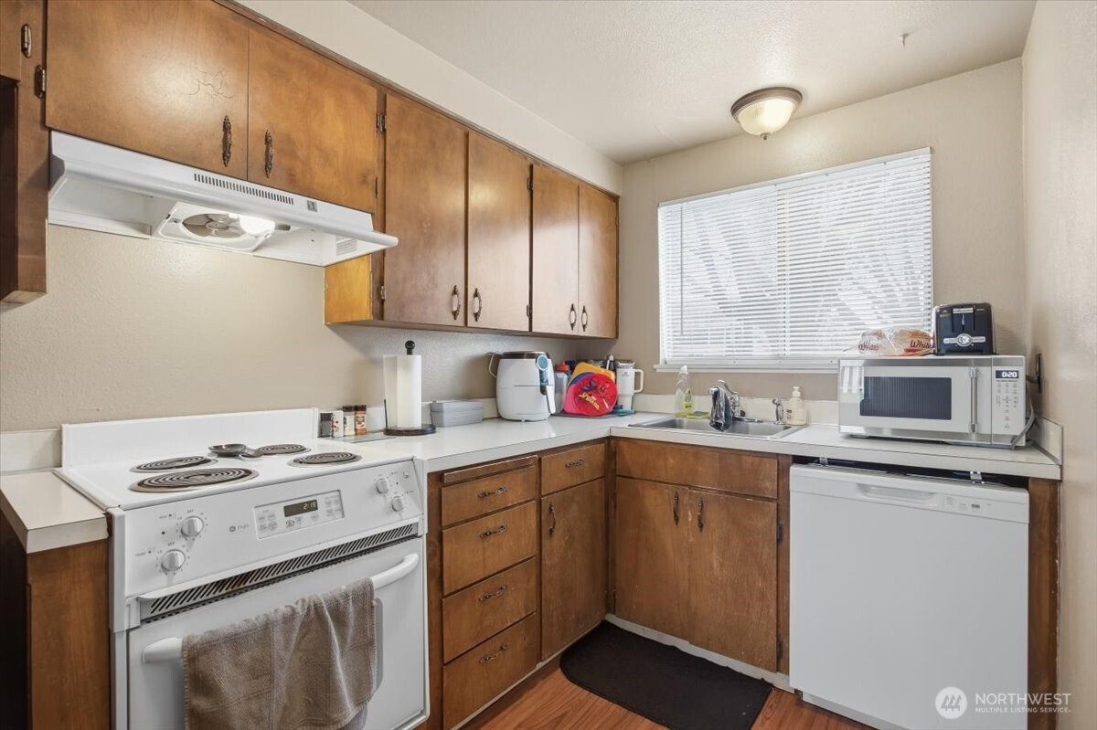 3506 W 1st Ave , Kennewick, WA 99336