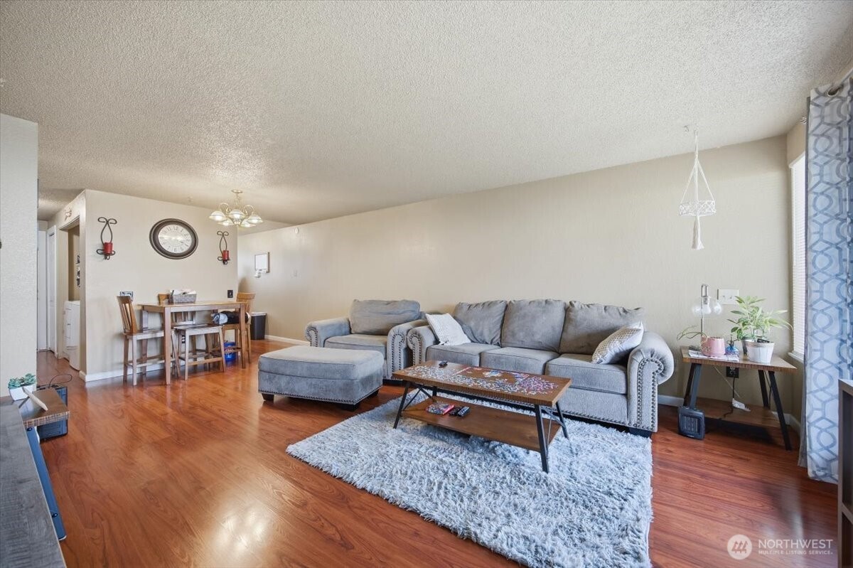 3506 W 1st Ave , Kennewick, WA 99336