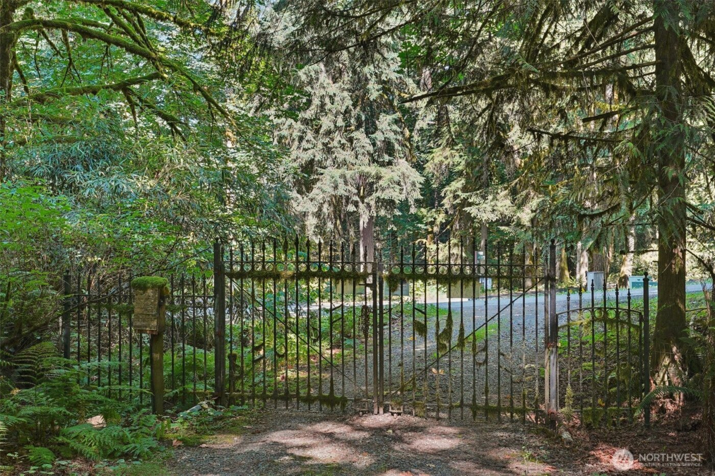 29021 NE 52nd Street , Carnation, WA 98014