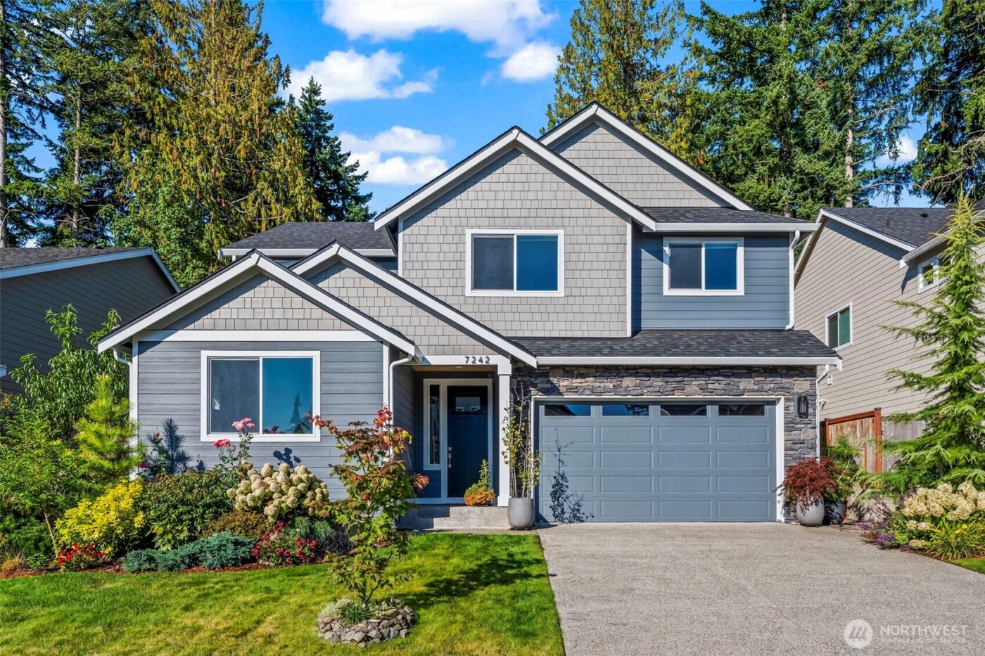 7242 Sinclair Avenue , Gig Harbor, WA 98335