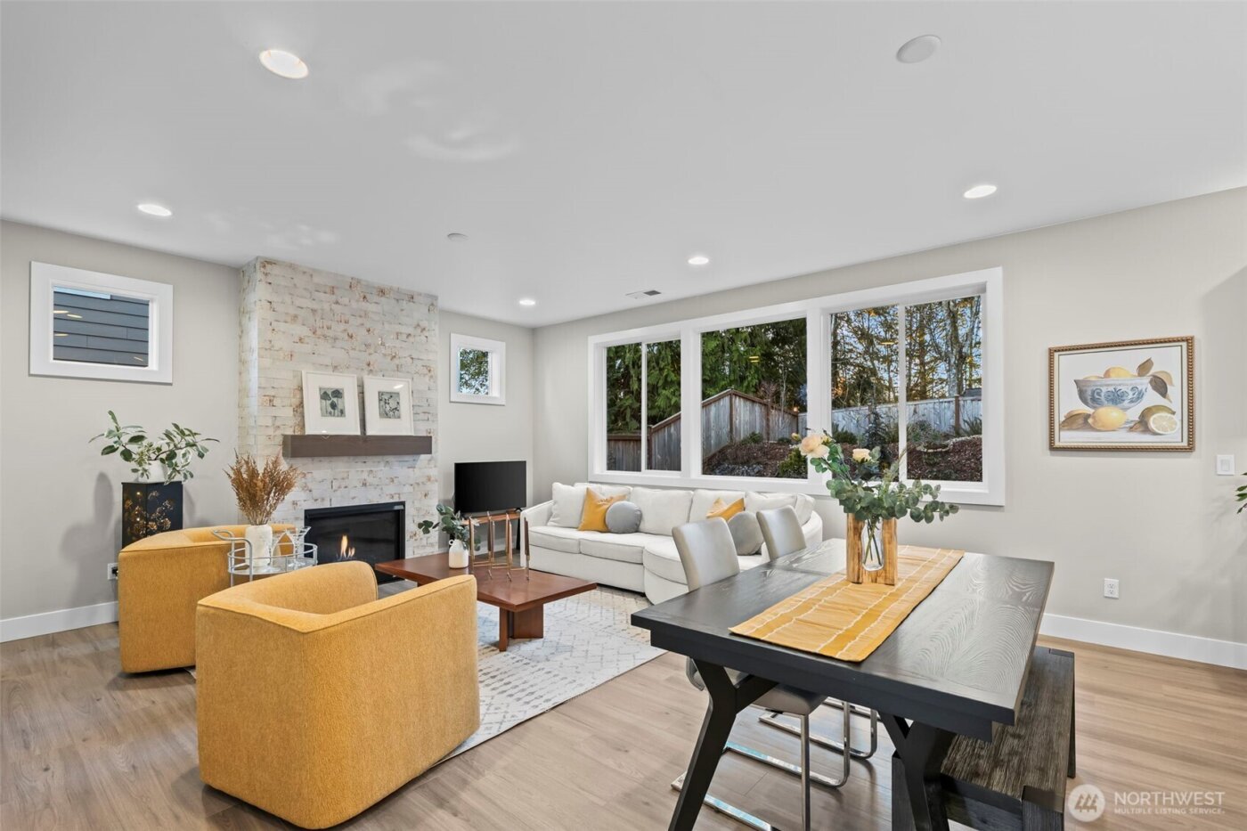 7242 Sinclair Avenue , Gig Harbor, WA 98335