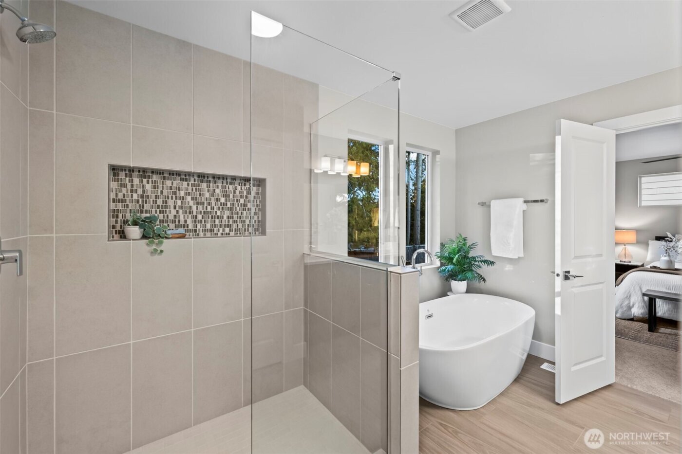 7242 Sinclair Avenue , Gig Harbor, WA 98335