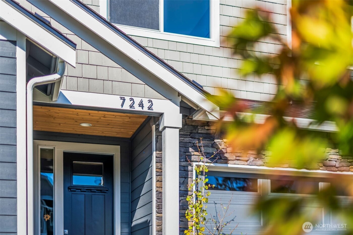 7242 Sinclair Avenue , Gig Harbor, WA 98335