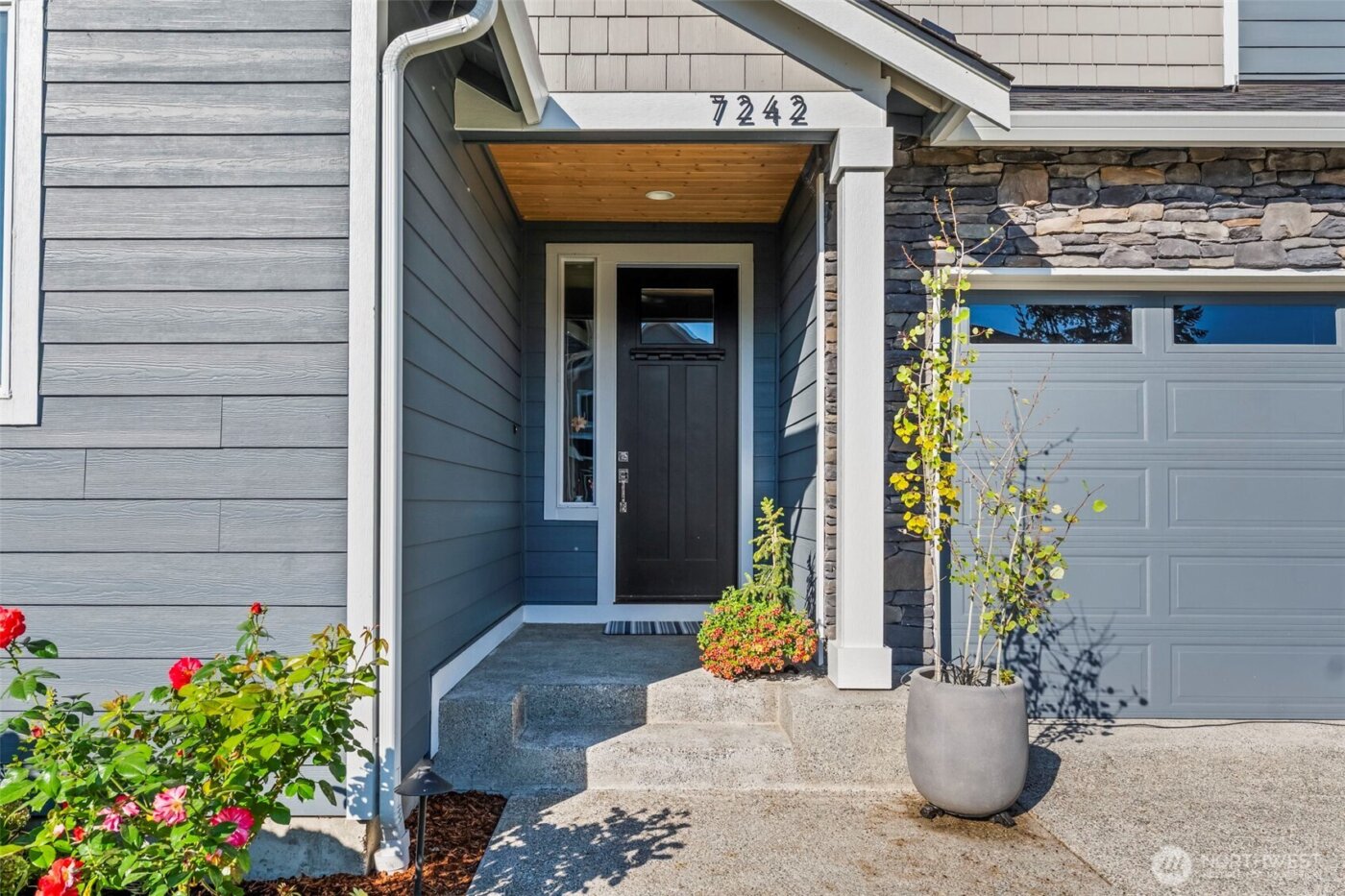 7242 Sinclair Avenue , Gig Harbor, WA 98335