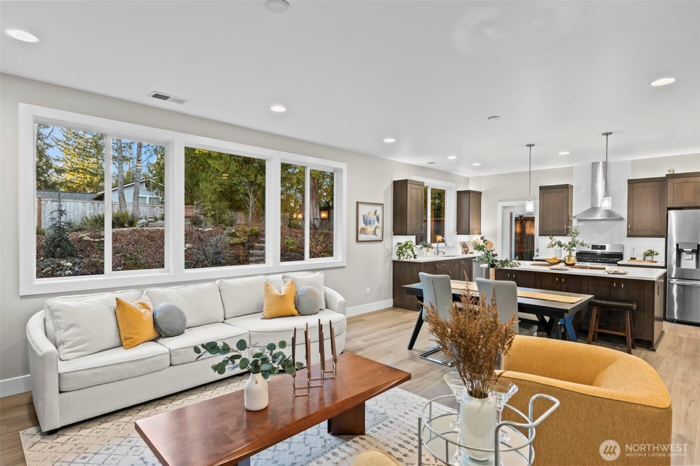 7242 Sinclair Avenue , Gig Harbor, WA 98335