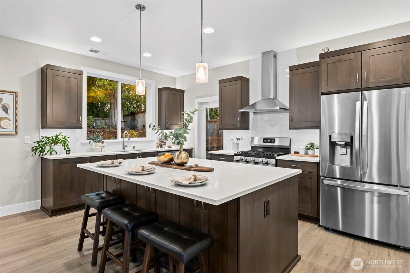 7242 Sinclair Avenue , Gig Harbor, WA 98335