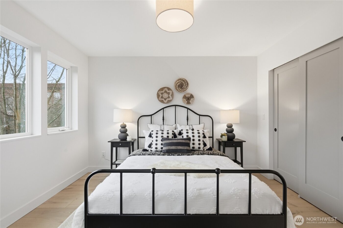 6513 19th Avenue NW, Seattle, WA 98117