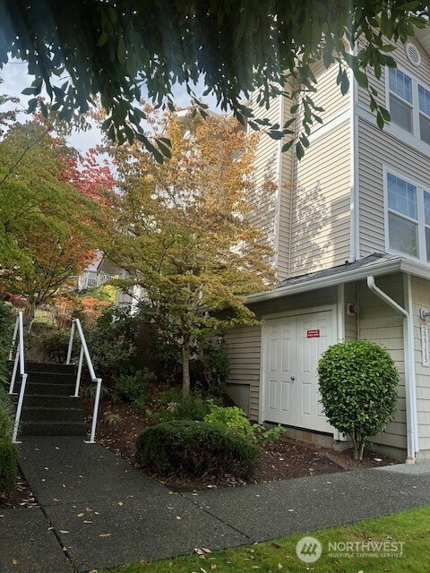 22715 43rd Avenue S, Kent, WA 98032