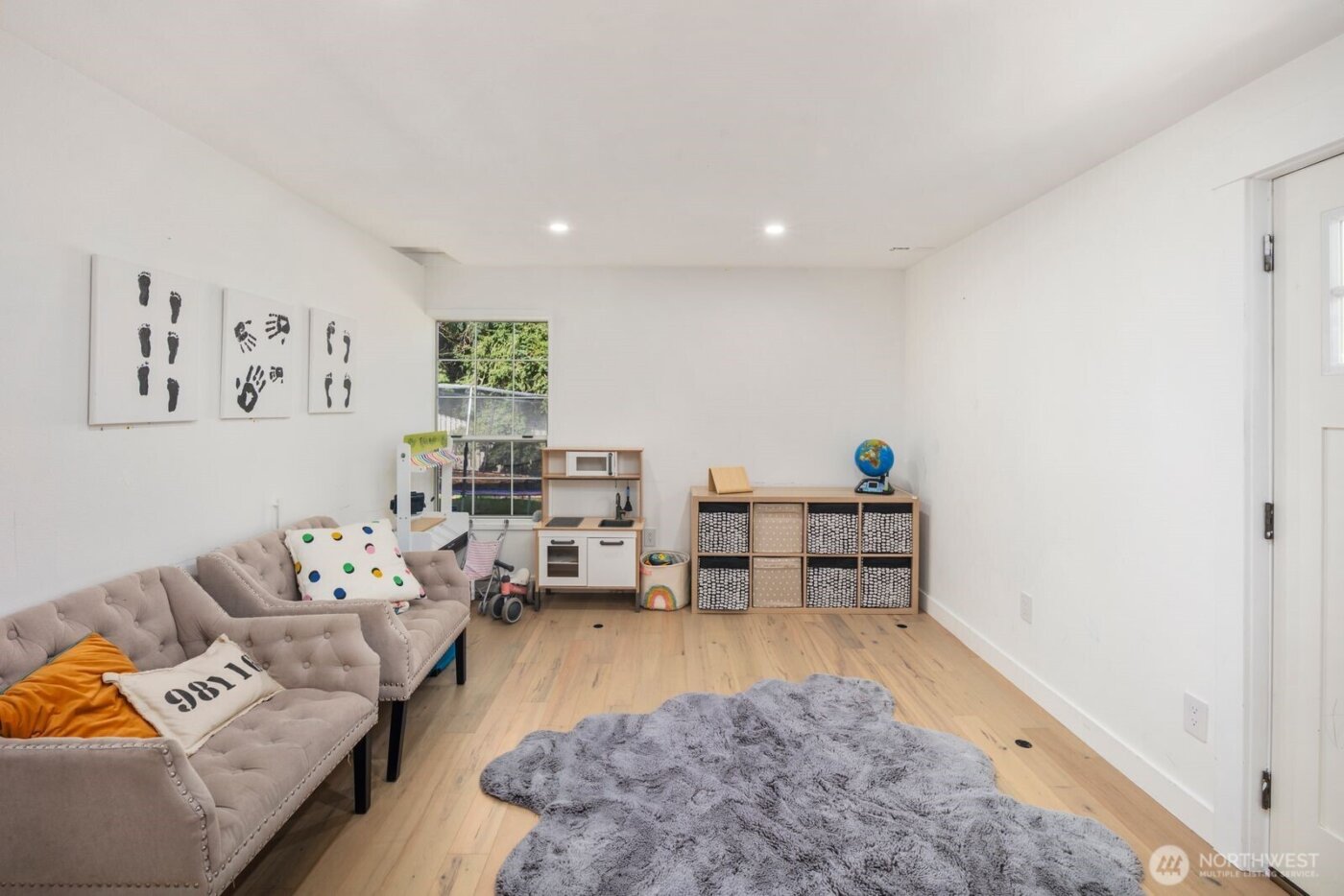 36503 2nd Ave SW, Federal Way, WA 98023