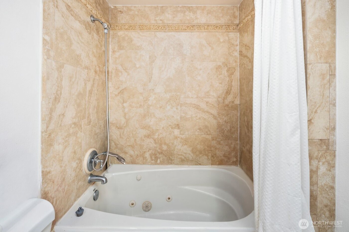 36503 2nd Ave SW, Federal Way, WA 98023