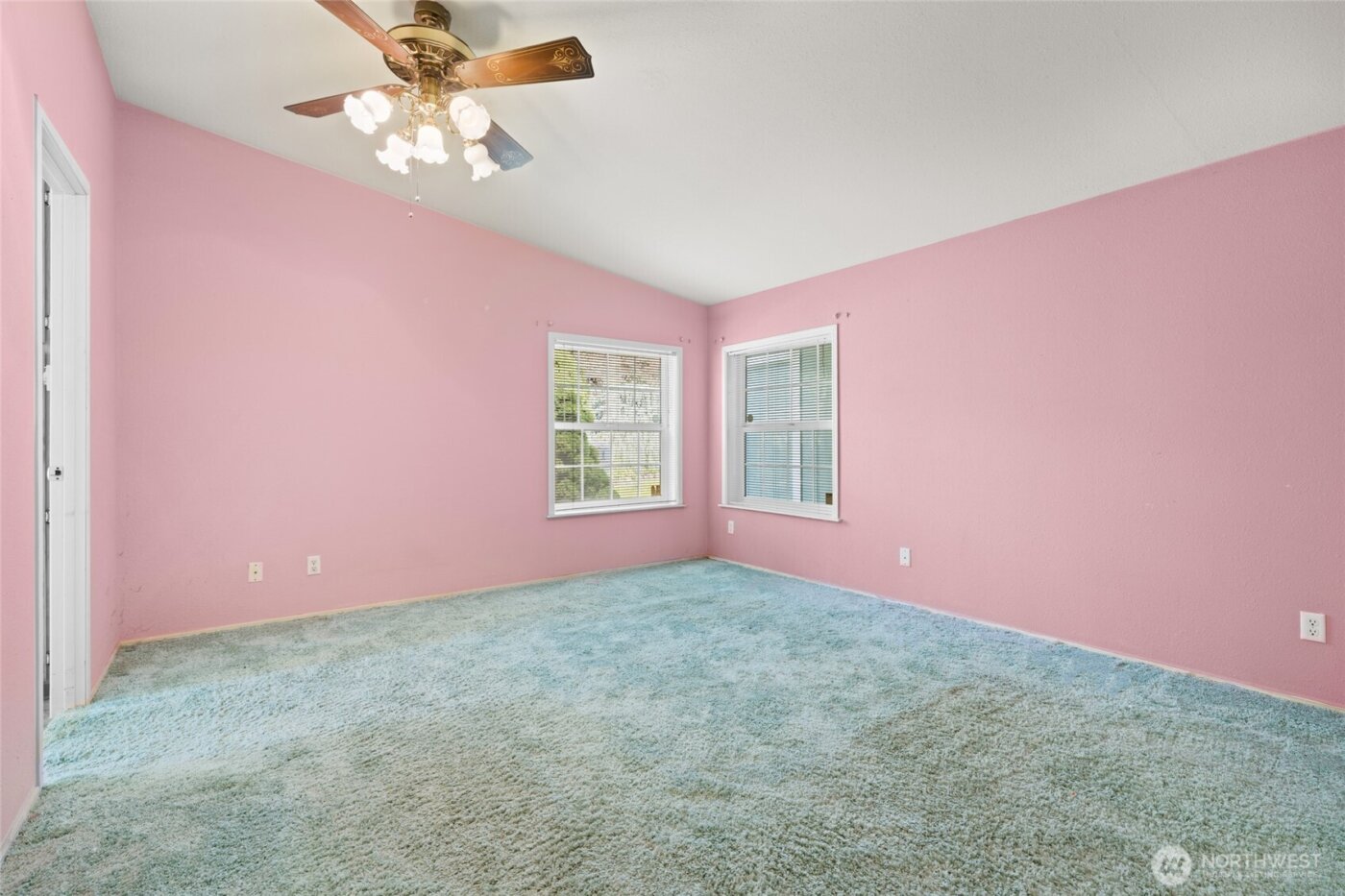 2716 S 371st Street , Federal Way, WA 98003