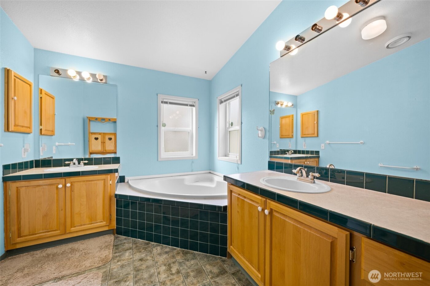 2716 S 371st Street , Federal Way, WA 98003