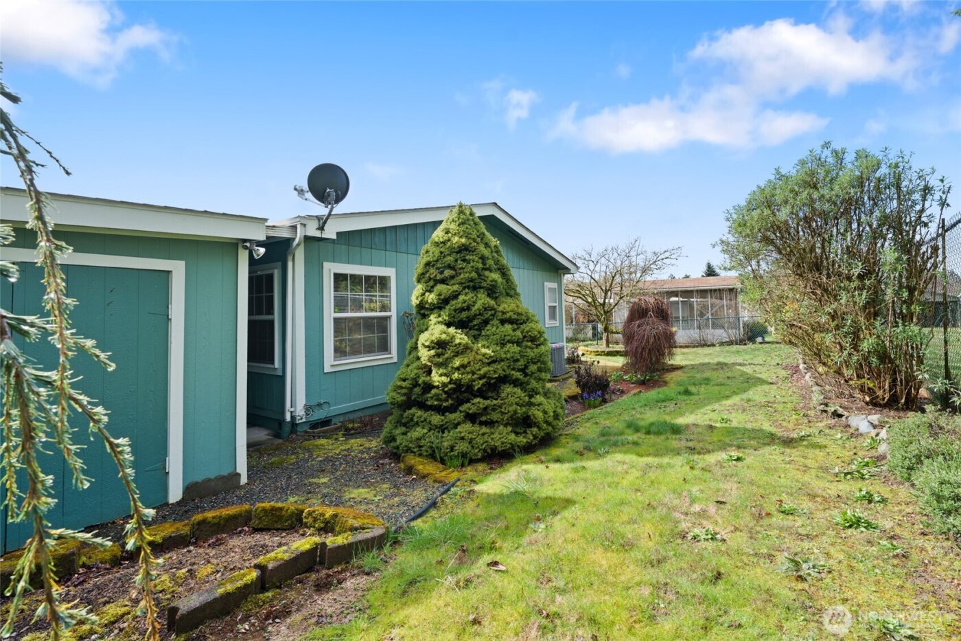 2716 S 371st Street , Federal Way, WA 98003