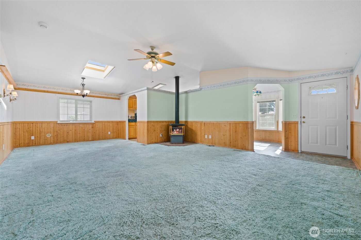 2716 S 371st Street , Federal Way, WA 98003