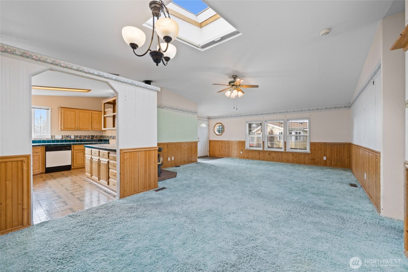 2716 S 371st Street , Federal Way, WA 98003