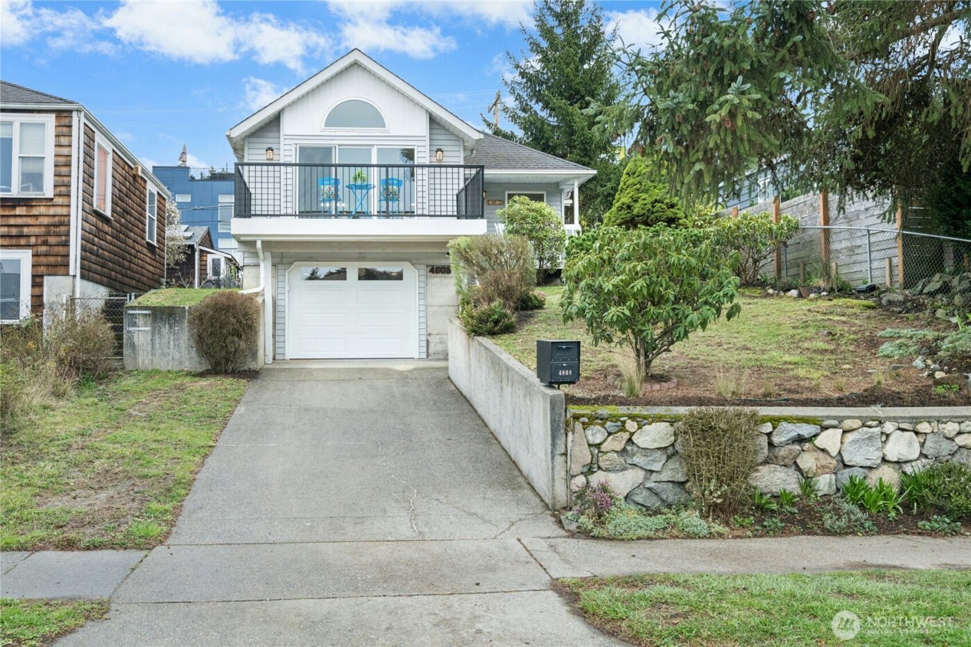 4808 25th Avenue SW, Seattle, WA 98106