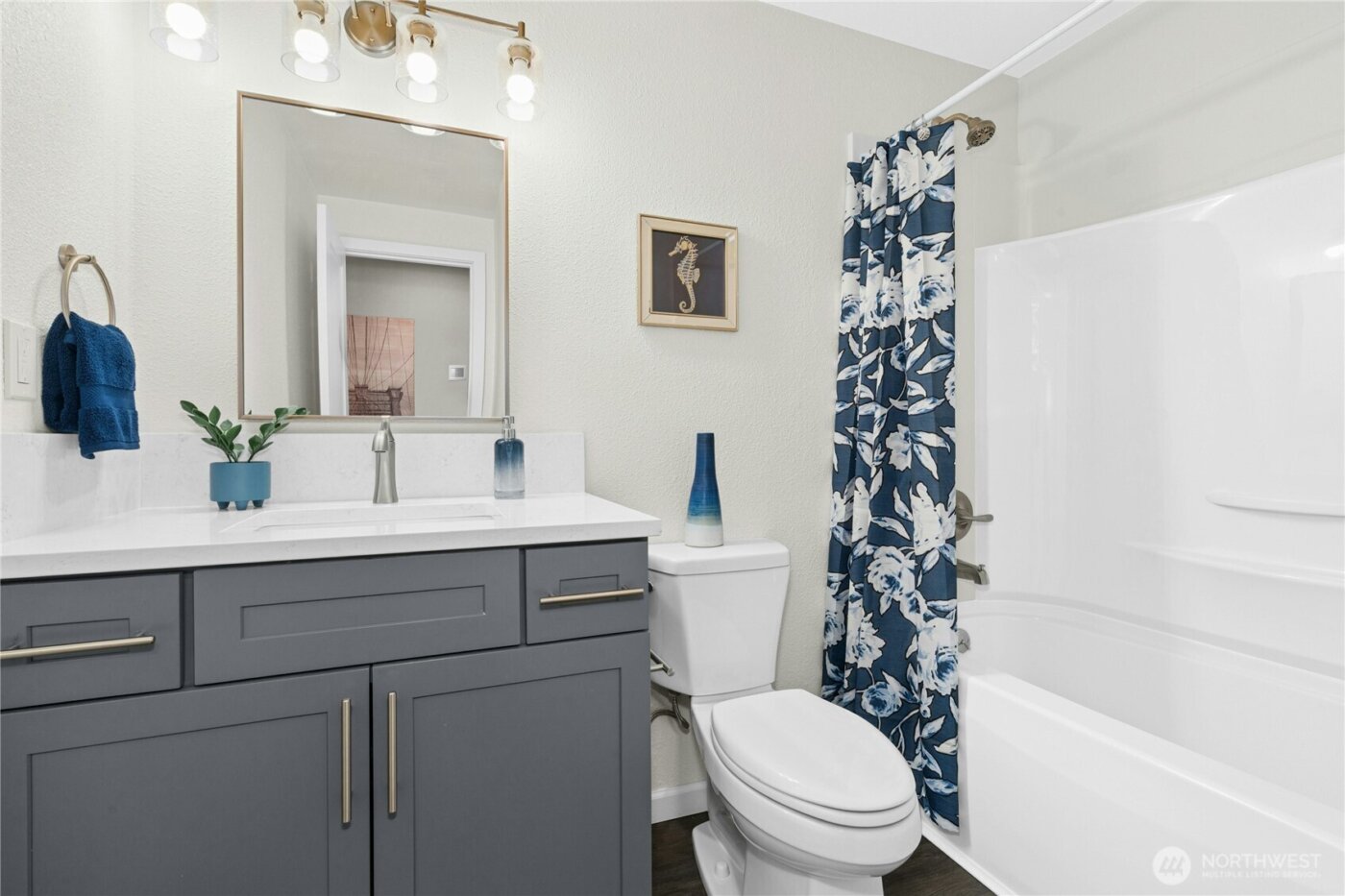 4808 25th Avenue SW, Seattle, WA 98106