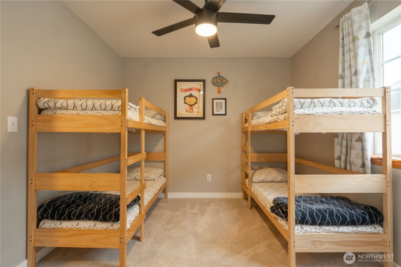 2274 Dogwood Street , Lynden, WA 98264