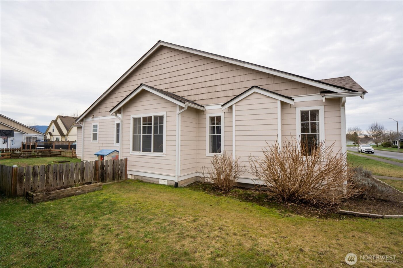 2274 Dogwood Street , Lynden, WA 98264