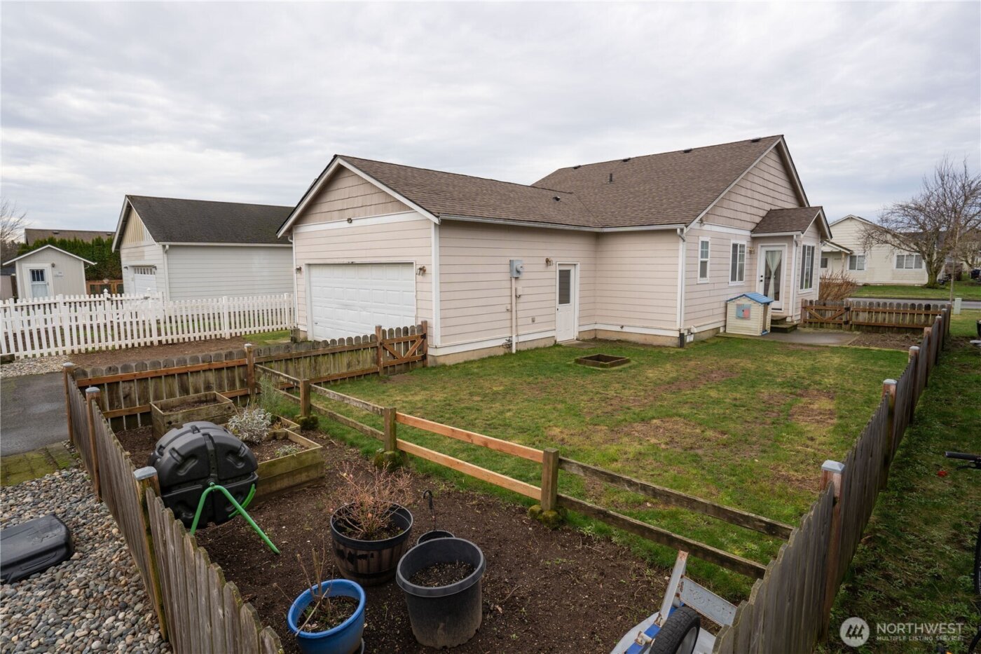 2274 Dogwood Street , Lynden, WA 98264