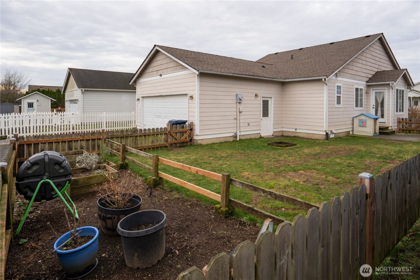 2274 Dogwood Street , Lynden, WA 98264