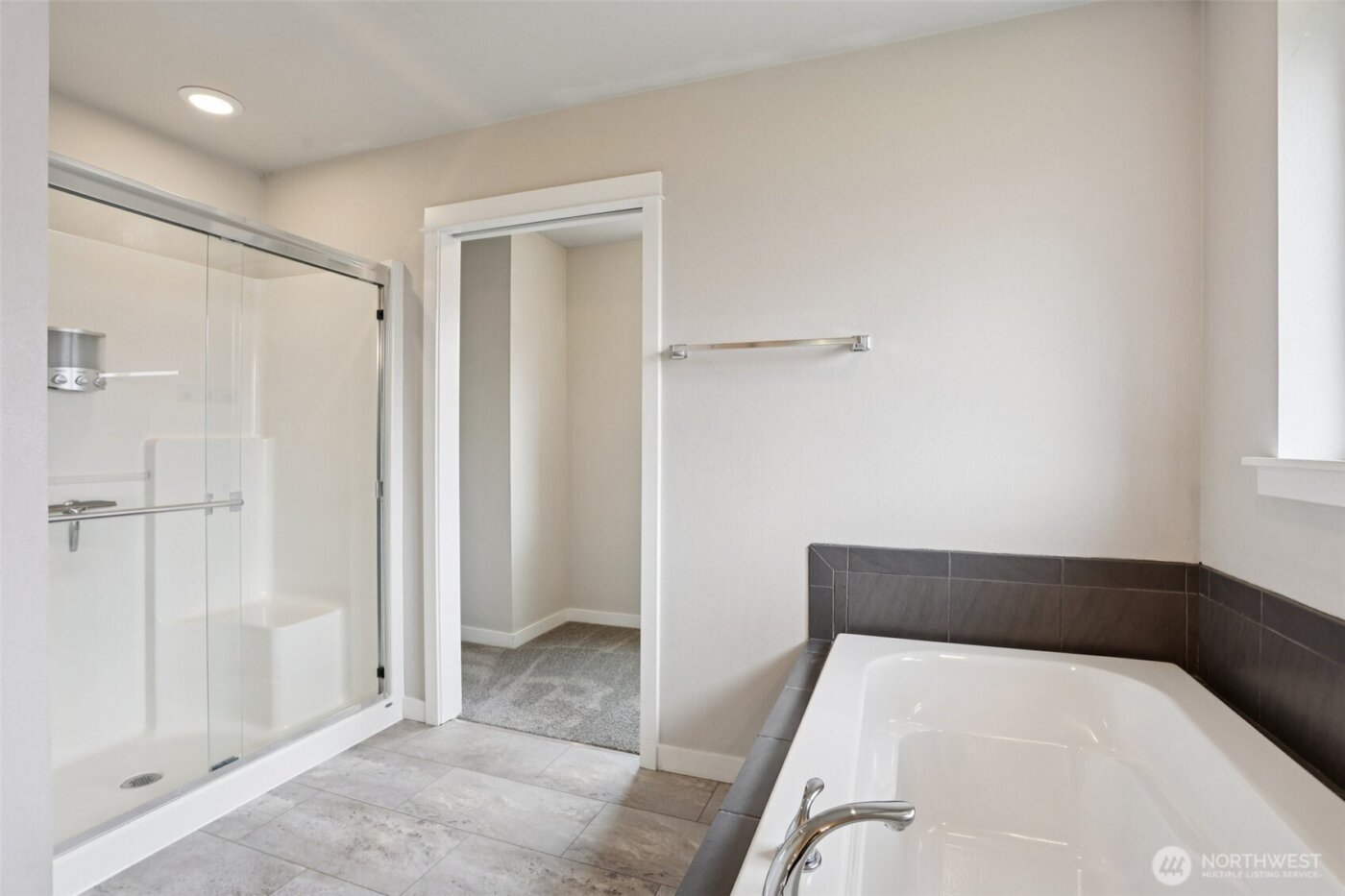 4110 E Howe St , Tacoma, WA 98404