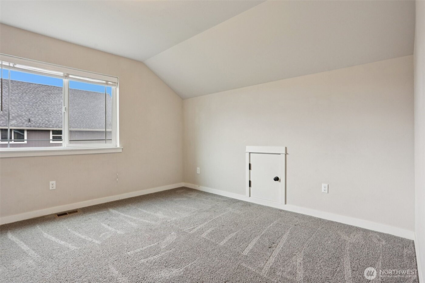 4110 E Howe St , Tacoma, WA 98404