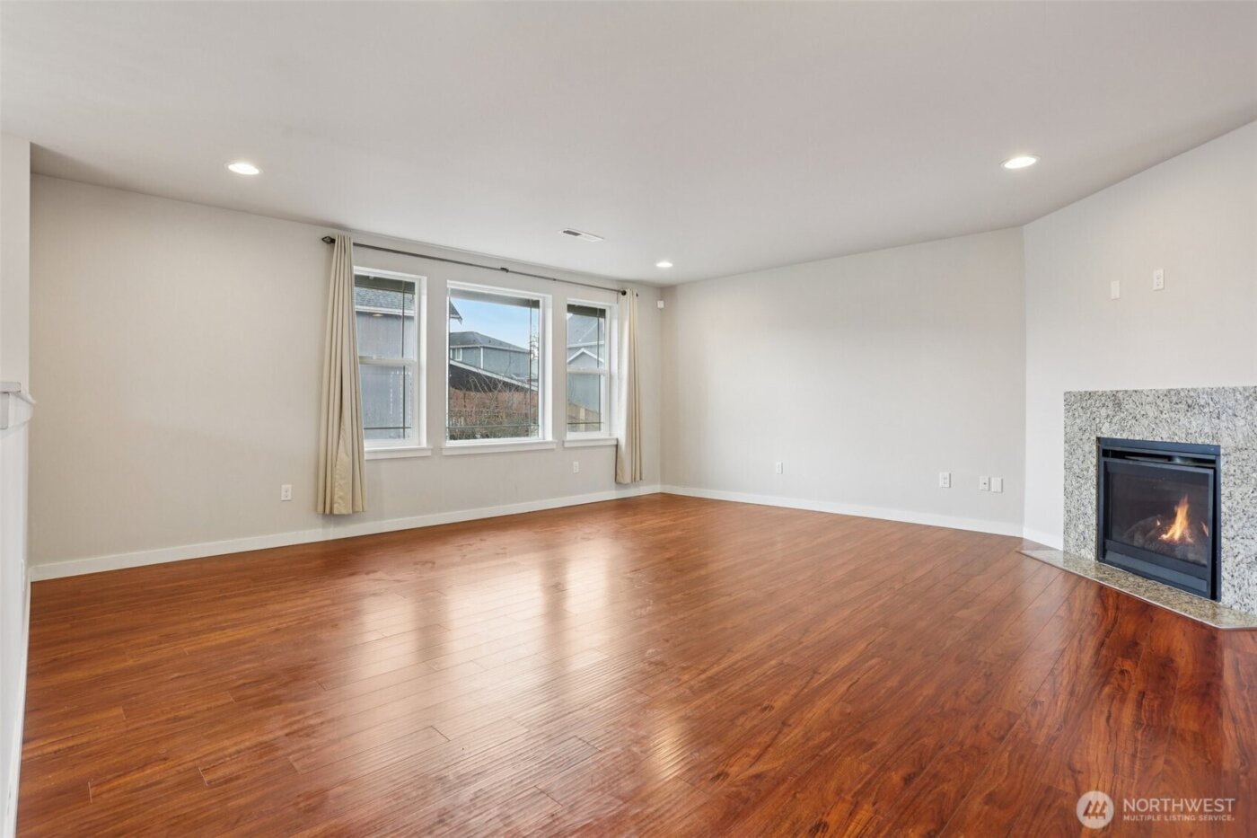 4110 E Howe St , Tacoma, WA 98404