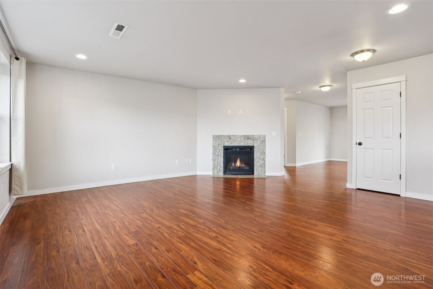 4110 E Howe St , Tacoma, WA 98404