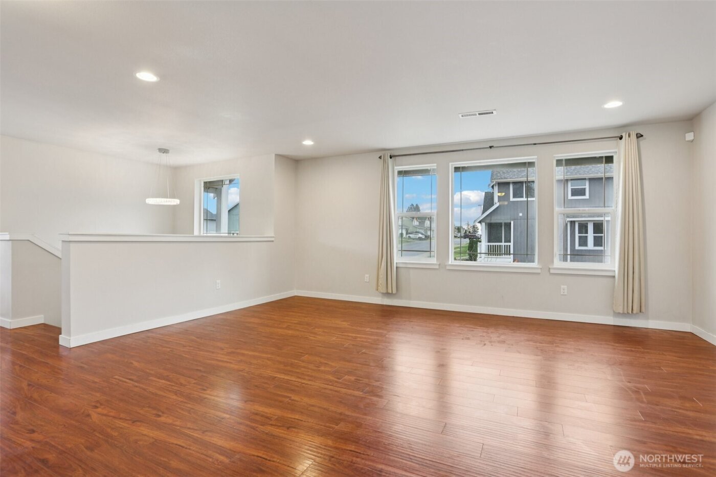 4110 E Howe St , Tacoma, WA 98404