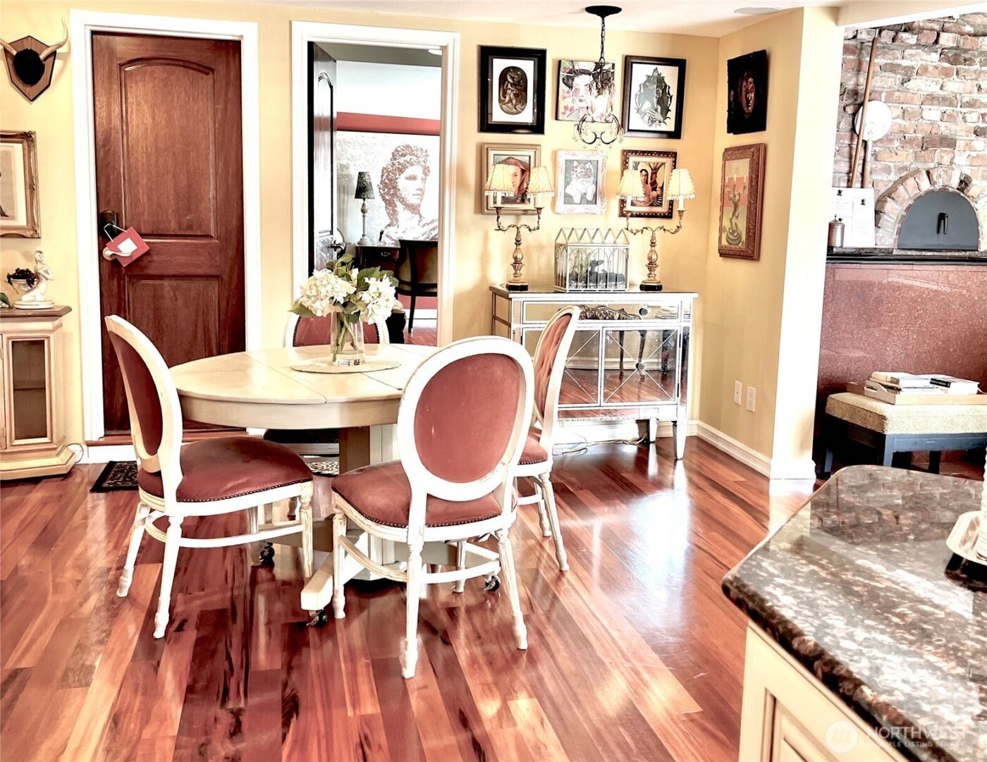 4030 Beach Drive SW, Seattle, WA 98116